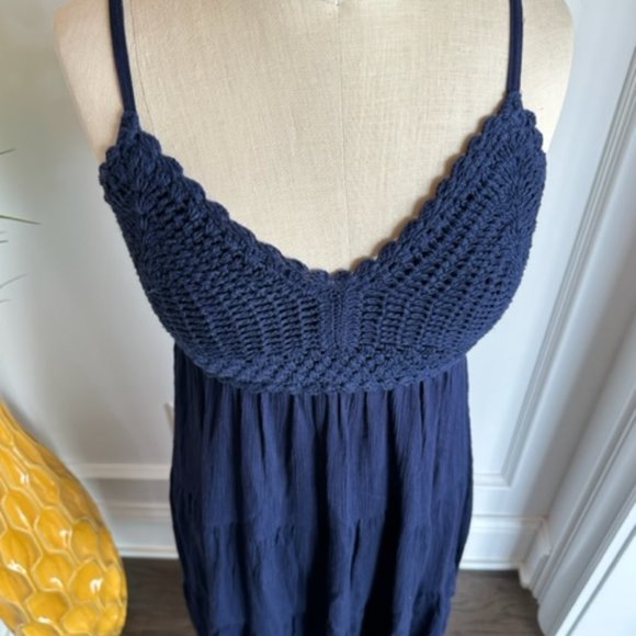 Indulge in Style Crotchet High low Dress - Picture 4 of 15